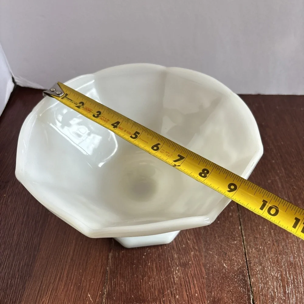 Vintage Anchor Hocking Decorative Bowl Milk Glass‎ Pedestal Embossed Fruit